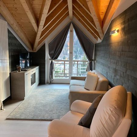 Apartmán Alpin Sky Temù Exteriér fotografie
